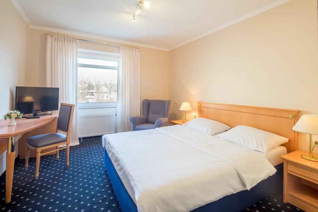 Trip Inn Hotel Astoria Gottingen Room photo
